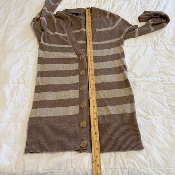 GAP Sz M Tan Brown CashSoft Cardigan Sweater Oversized Boyfriend Button Down - Picture 7 of 8